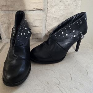 Harley-Davidson Black Heeled Boots with Silver Accents